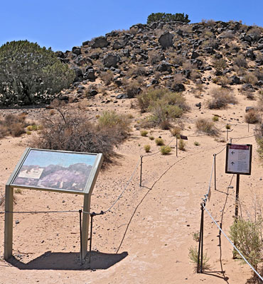 Piedras Marcadas Canyon Trail, Petroglyph National Monument, New Mexico