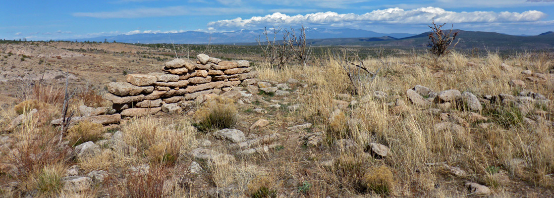 Yapashi Pueblo Trail