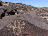 Face-like petroglyph