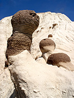 Ball hoodoos