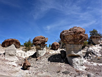 Short hoodoos