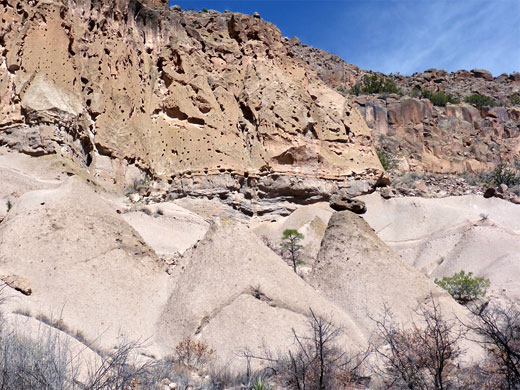 Tepees in Alamo Canyon