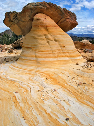 Mushroom rock