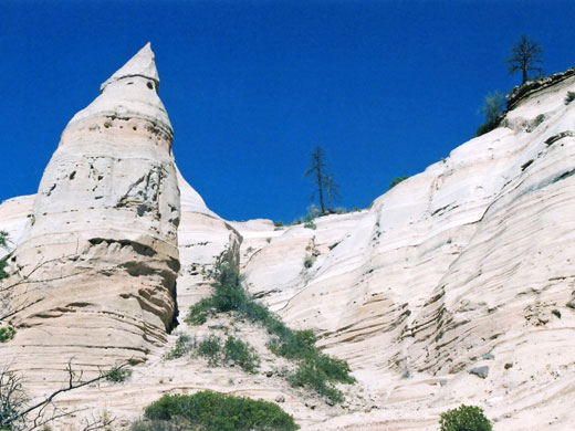 Tuff cliffs