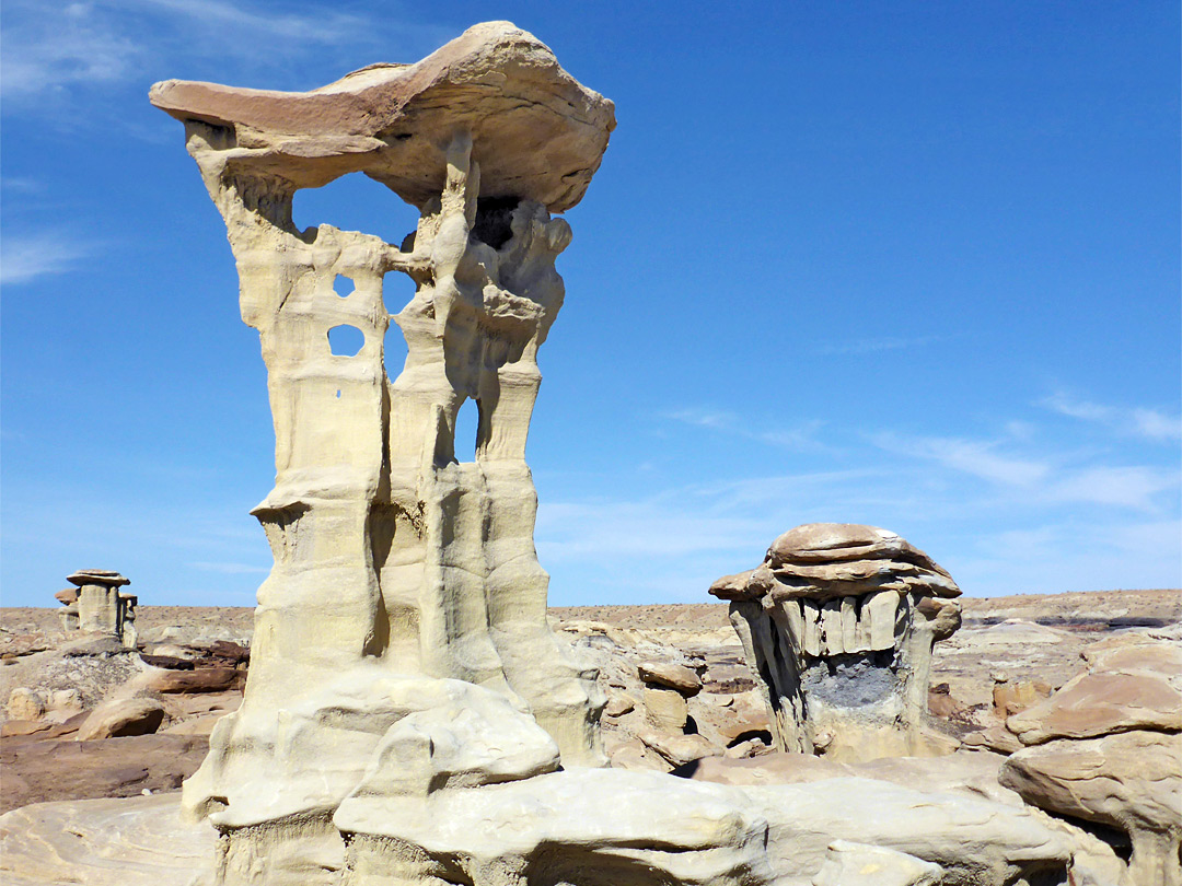 Alien Throne