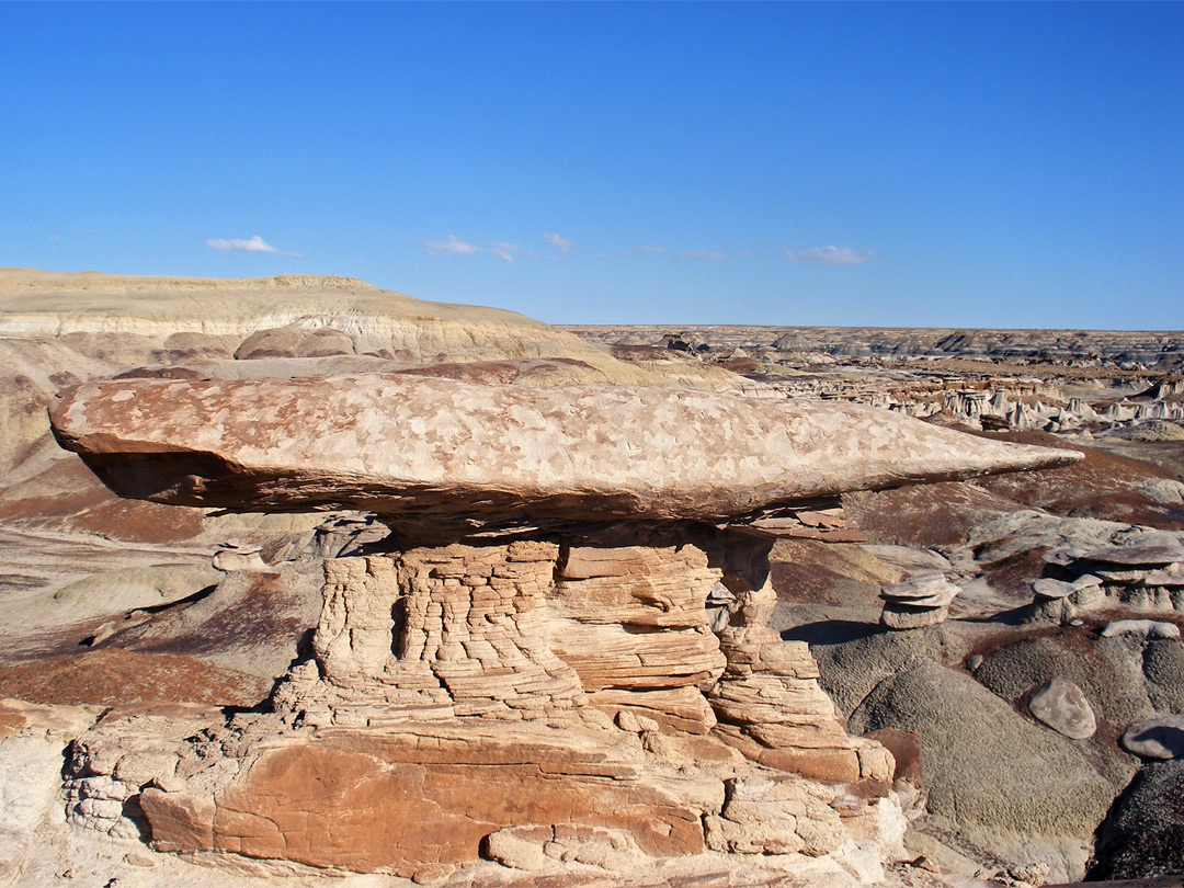 Bullet-shaped caprock