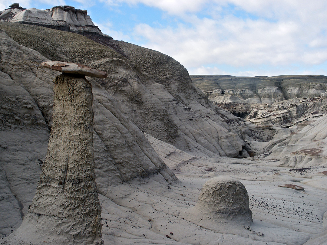 Narrow hoodoo