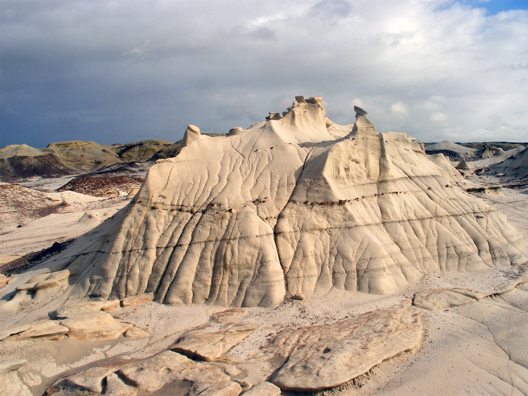 Striated mound