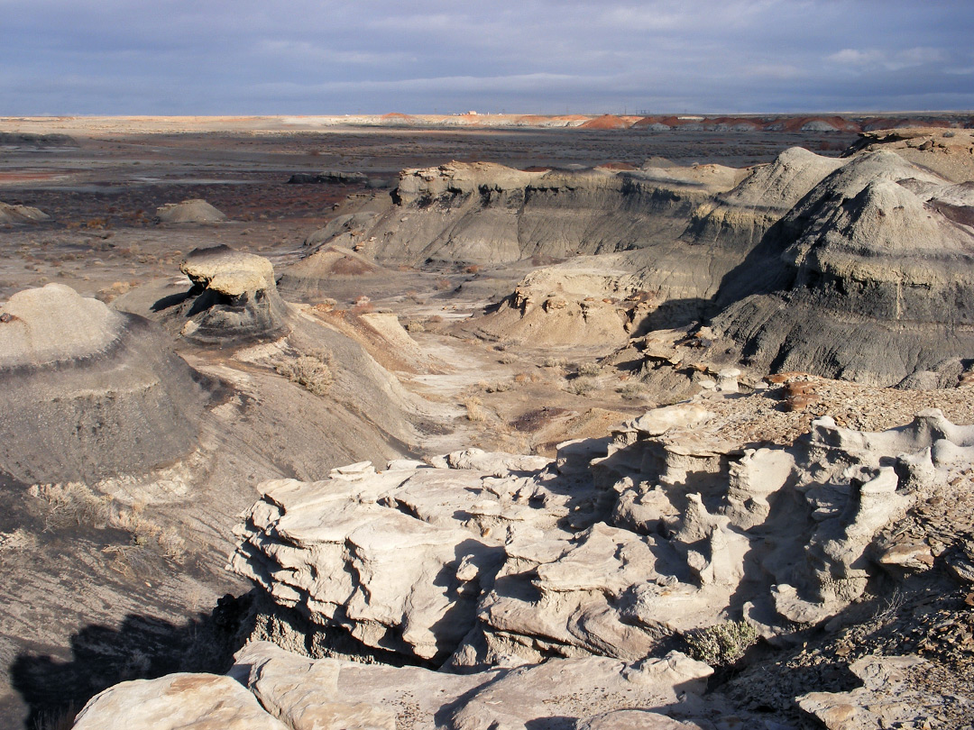 Coal-bearing hills