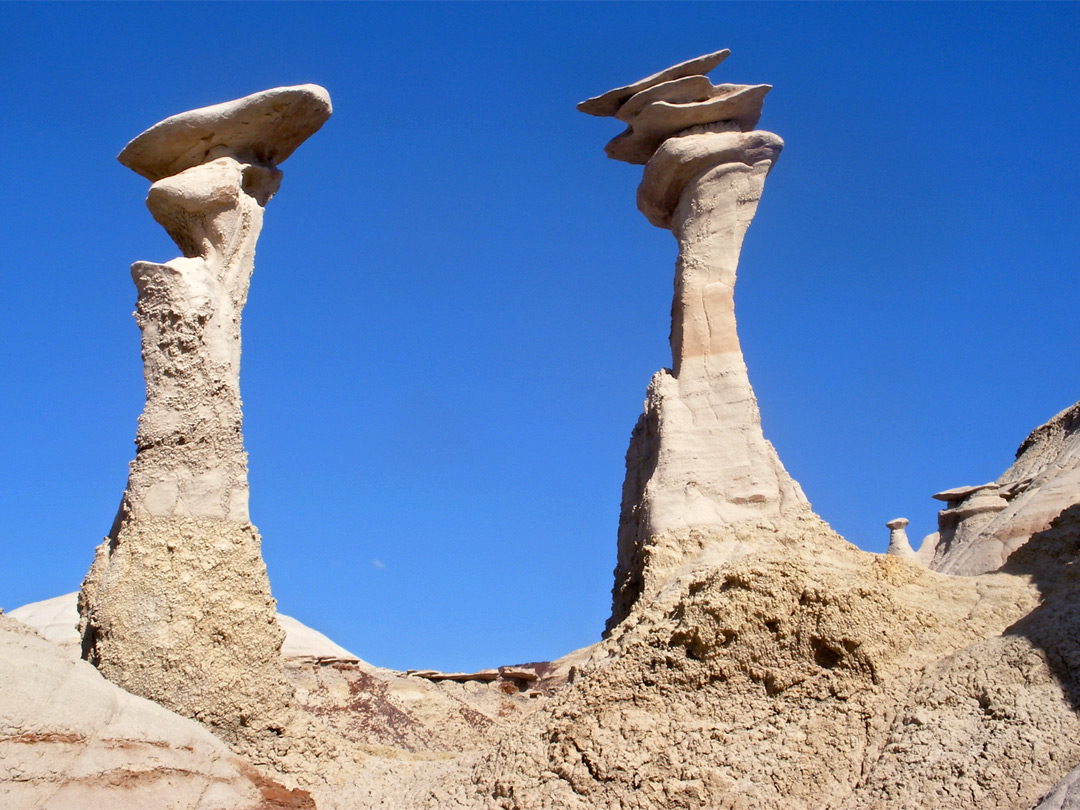 Two hoodoos