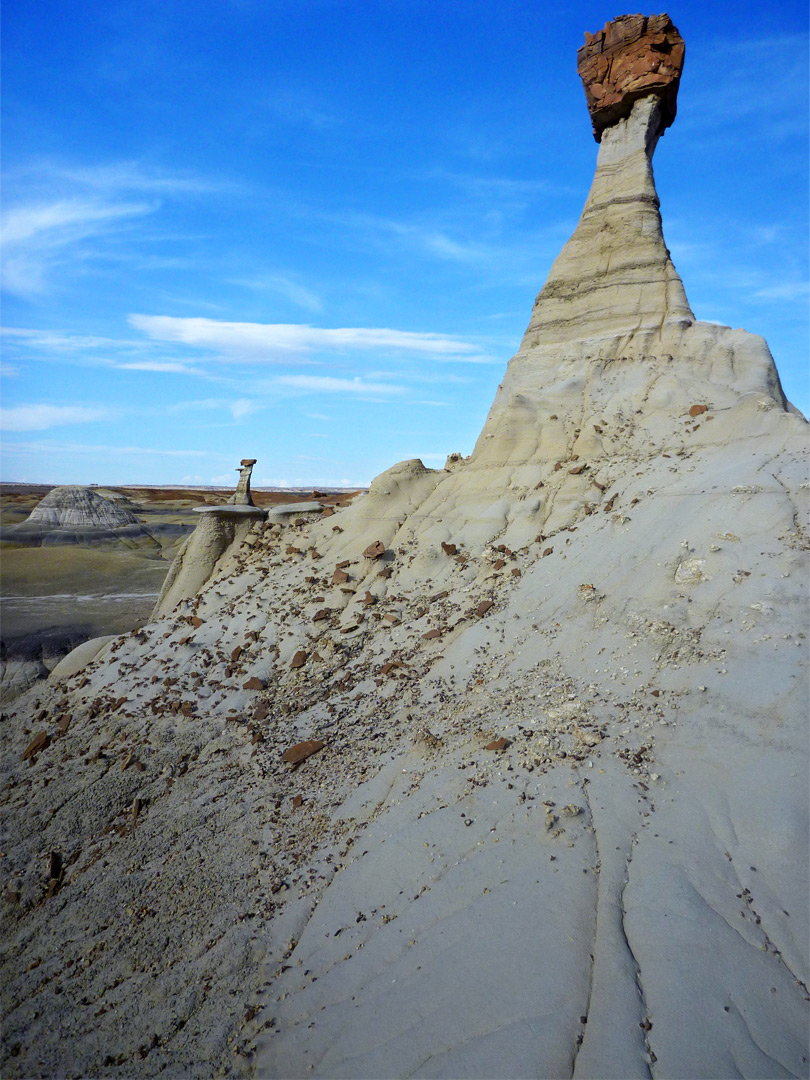 Near and far hoodoos