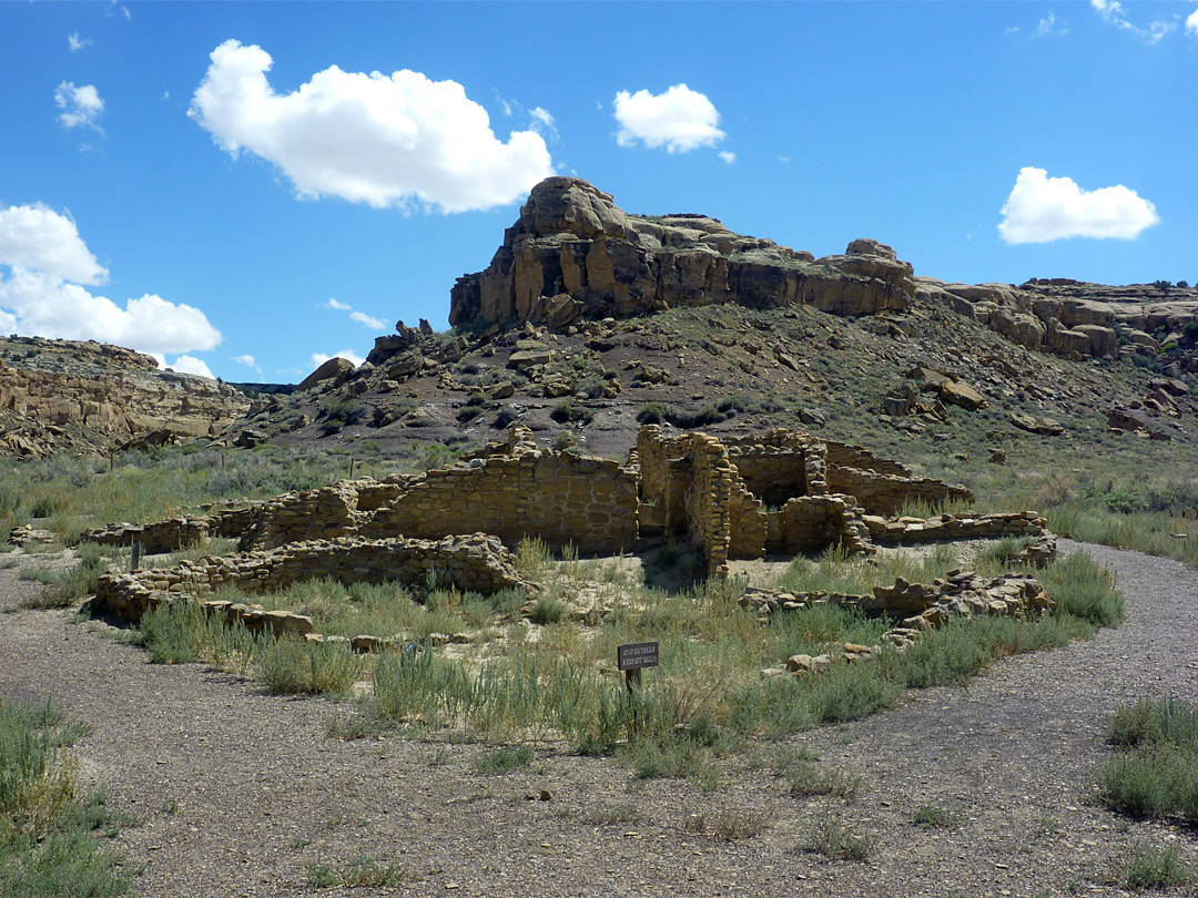 Ruins near Casa Rinconada