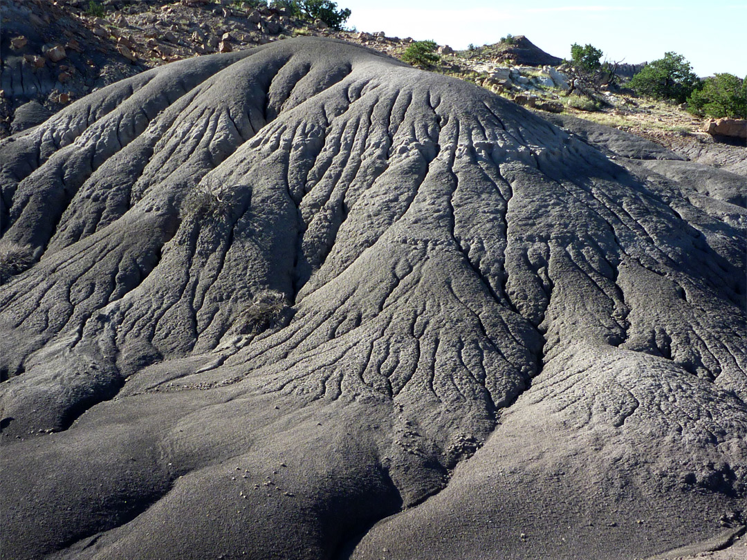 Striated mound