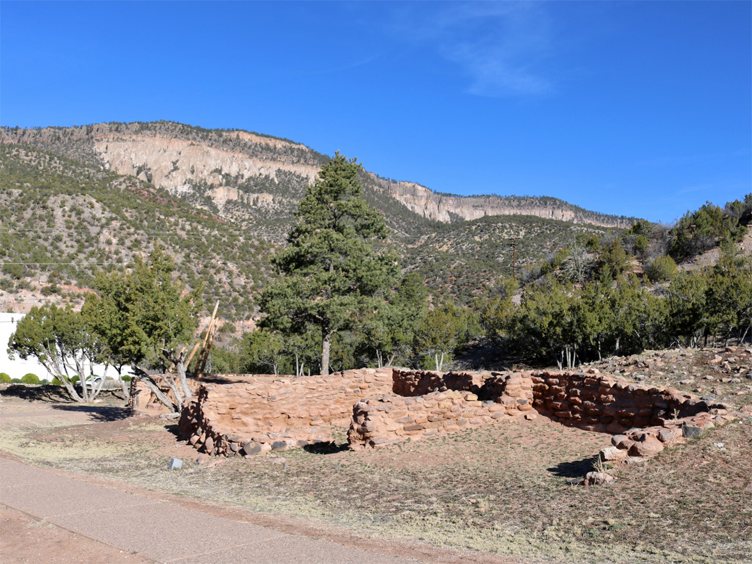 Pueblo ruins