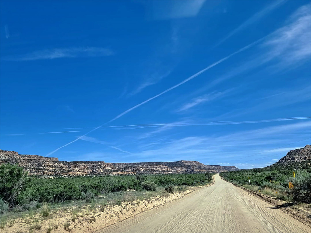 Road 4550 through Largo Canyon