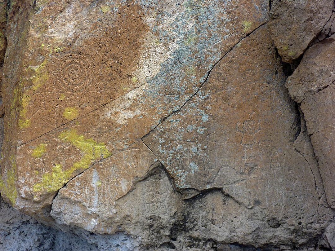 Faint petroglyphs