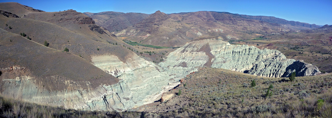 Wide view of Blue Basin