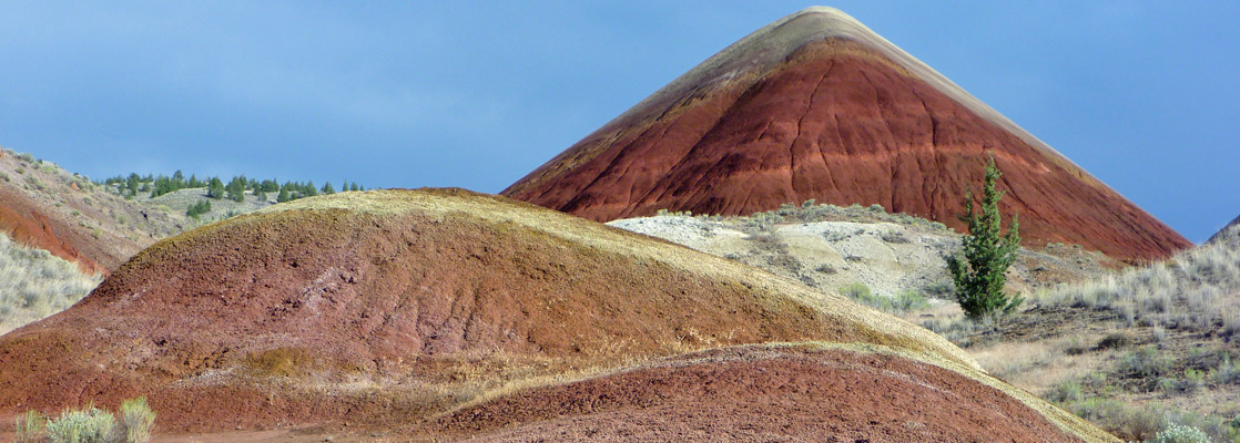 Multicolored mound near Red Hill