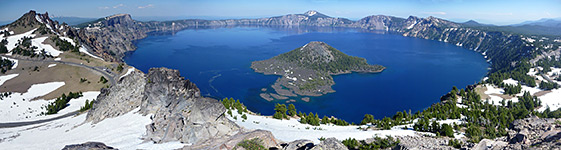 Panoramic view over Crater Lake