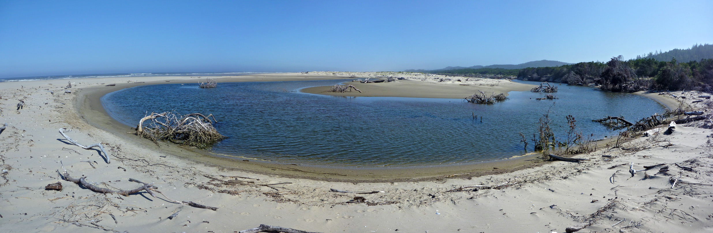 Bend along Tahkenitch Creek, as it meets the Pacific