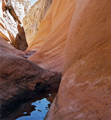 Pothole in Cistern Canyon