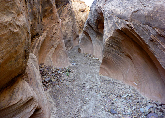 Middle of the Farnsworth Canyon narrows