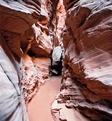 Moonshine Wash slot canyon