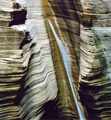 Strata by the small waterfall, Spring Hollow