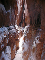 Deep narrows