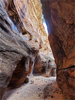 Overhanging walls