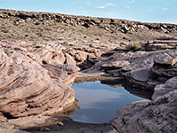 Pool above the start of the narrows