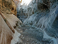 Wavy rock walls