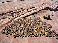 Sandstone balls and strata