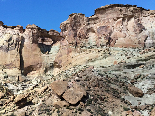 Cliffs around the arch