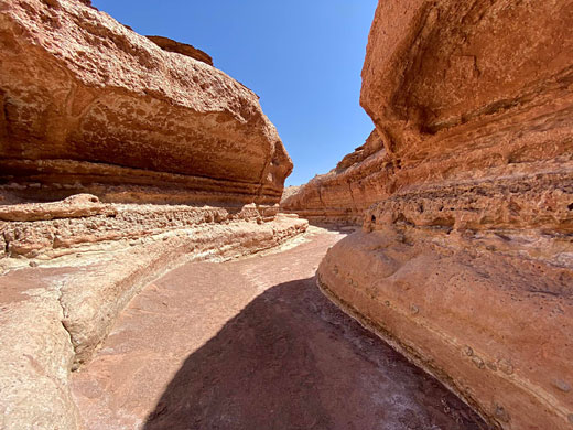 Beginning of Cathedral Wash