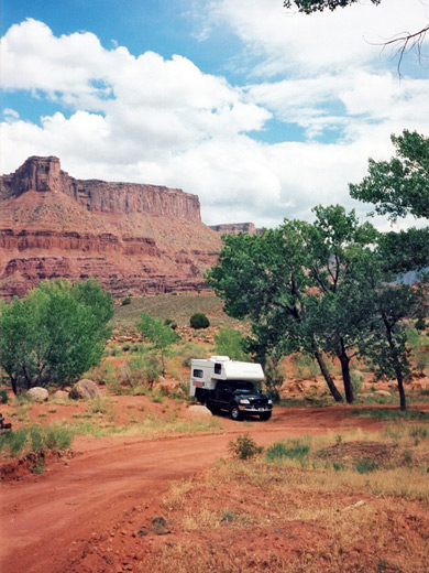 Trailhead parking