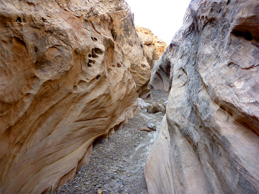 Grey-brown sandstone, Farnsworth Canyon