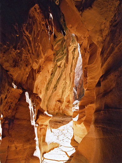 Lower end of the North Fork Iron Wash slot