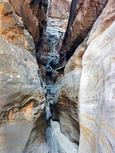 Slot canyon tributary