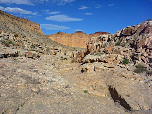 Water-carved rocks, Music Canyon