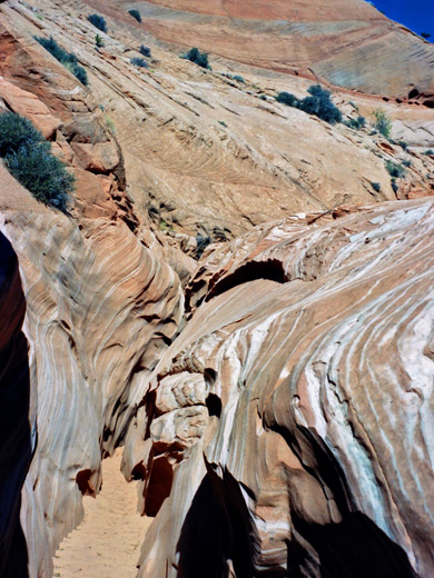 Stripy rocks, Red Breaks