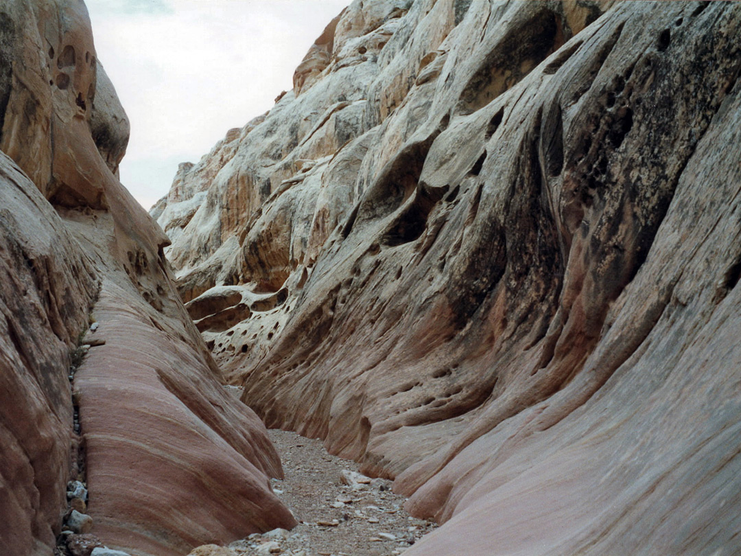 Passage in the lower canyon