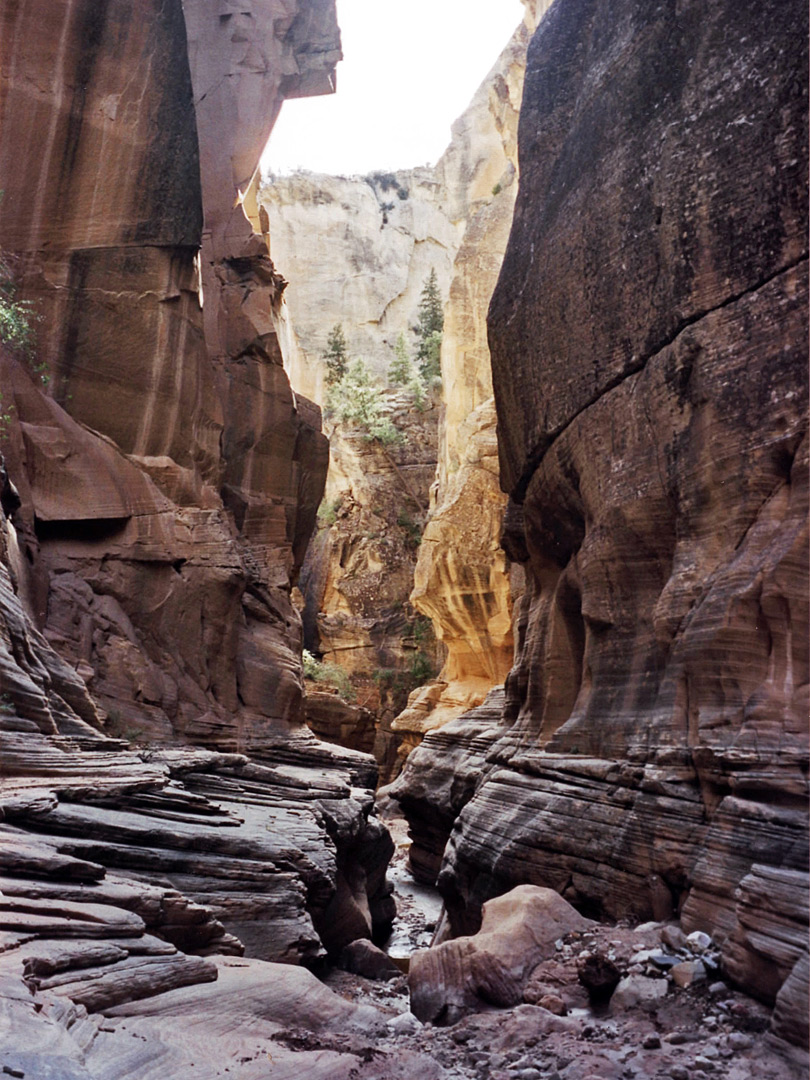 gorge valley canyons bull canyon slot utah wider southwest approaching section americansouthwest