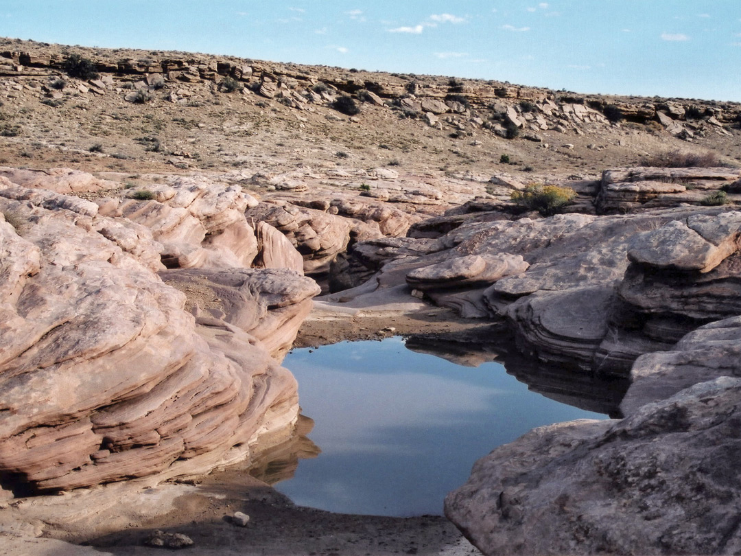 Pool above the start of the narrows