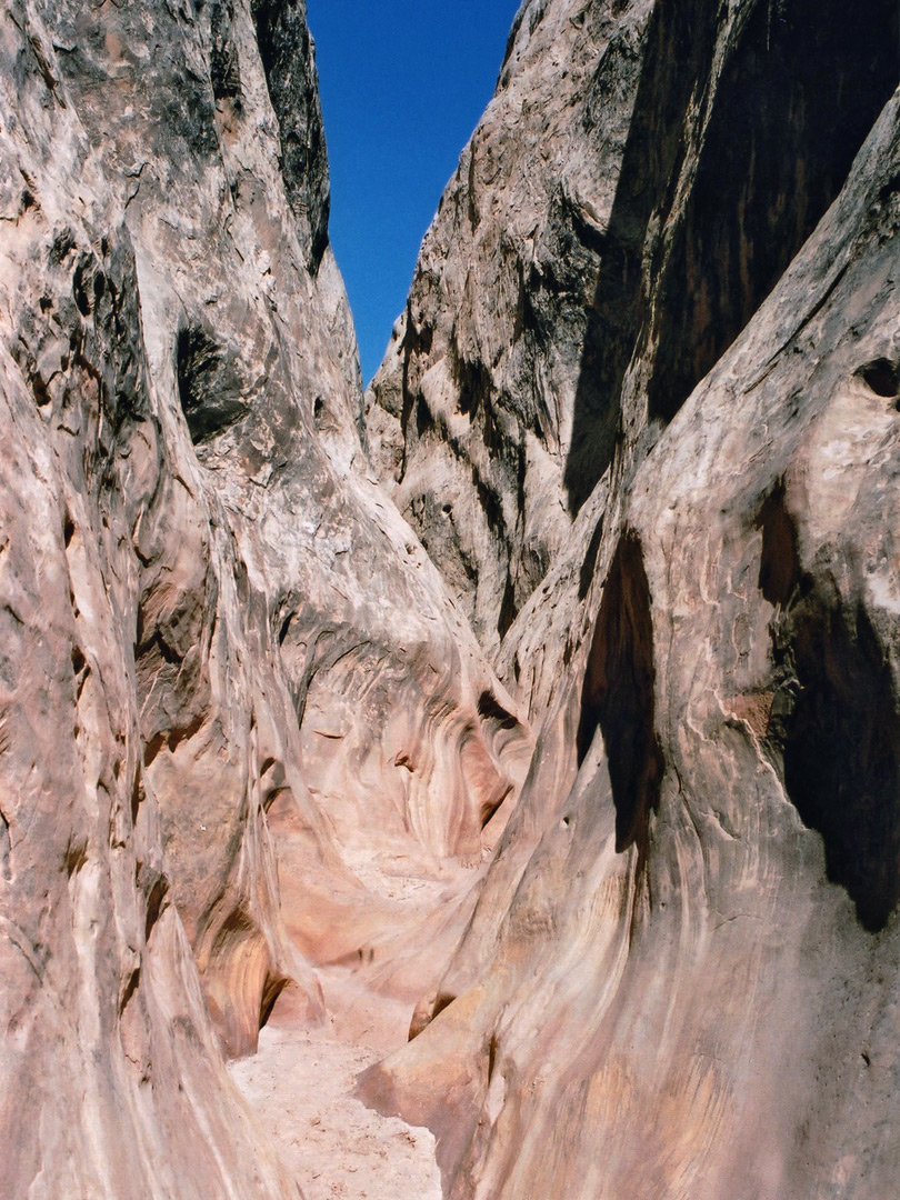 Shallow narrows