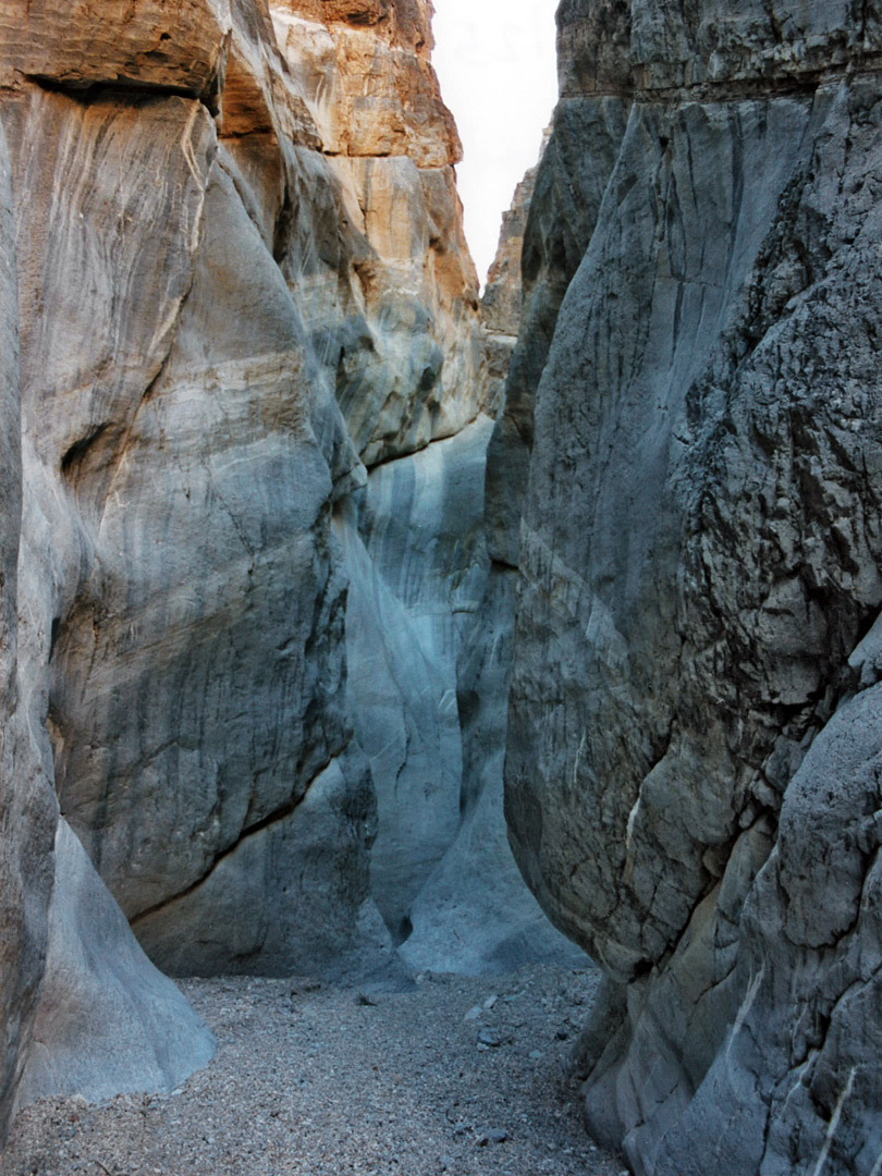 Smooth-sided passageway