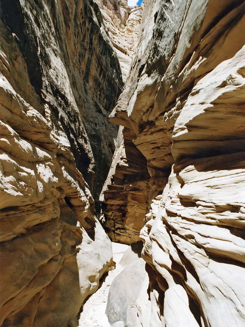 Sunny passageway