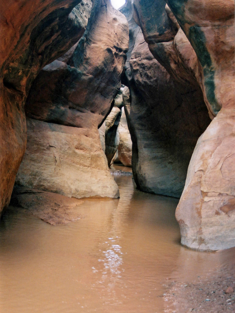 Slot Canyons of the American Southwest - Fry Canyon, Utah