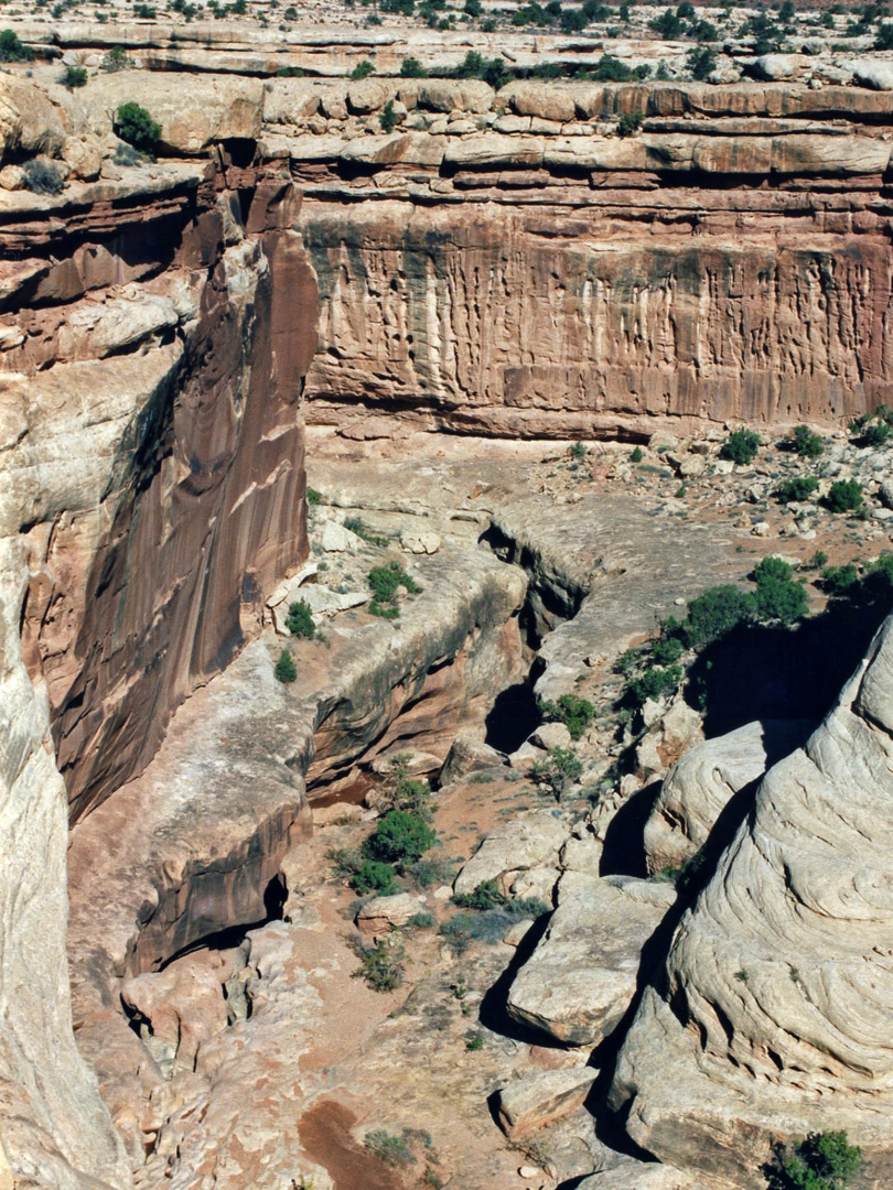 Bend in the canyon