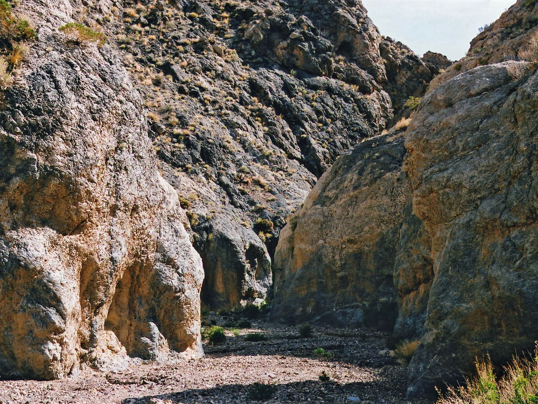 The narrowing canyon